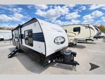 Used 2025 Forest River RV Cherokee Grey Wolf 26SS