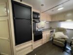 Used 2019 Winnebago Minnie 2500RL - Image 14