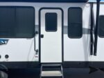 Used 2024 Salem Platinum 29VIEWX - Image 18