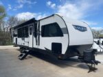 Used 2024 Salem Platinum 29VIEWX - Image 3